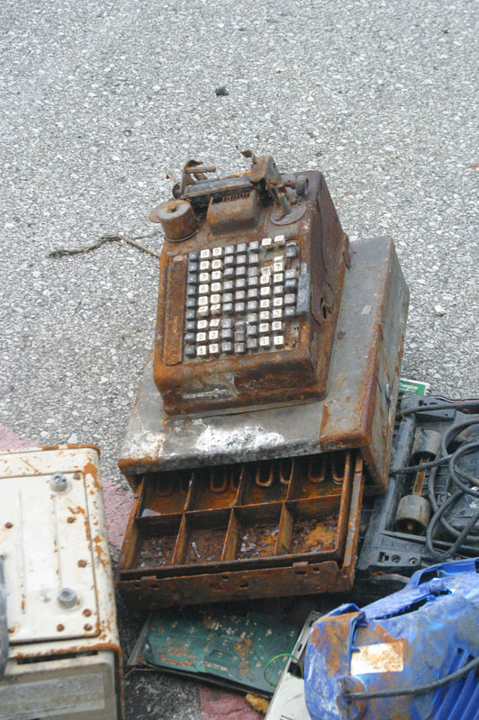 2006jul04883_JFR